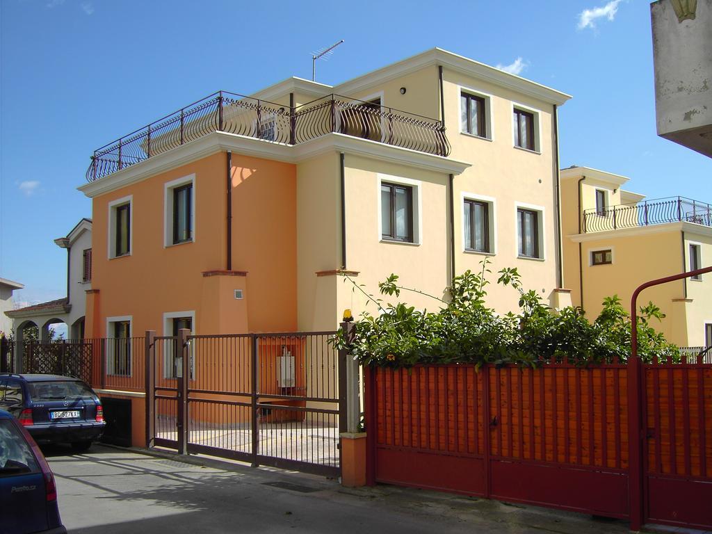 Bertolottu Residence Apartments Tortolì Chambre photo