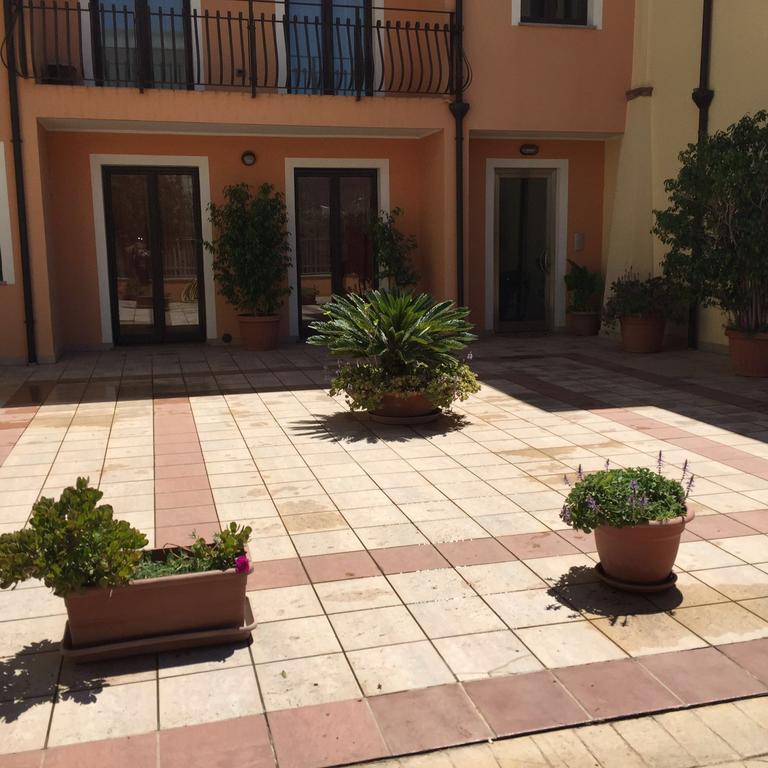 Bertolottu Residence Apartments Tortolì Extérieur photo